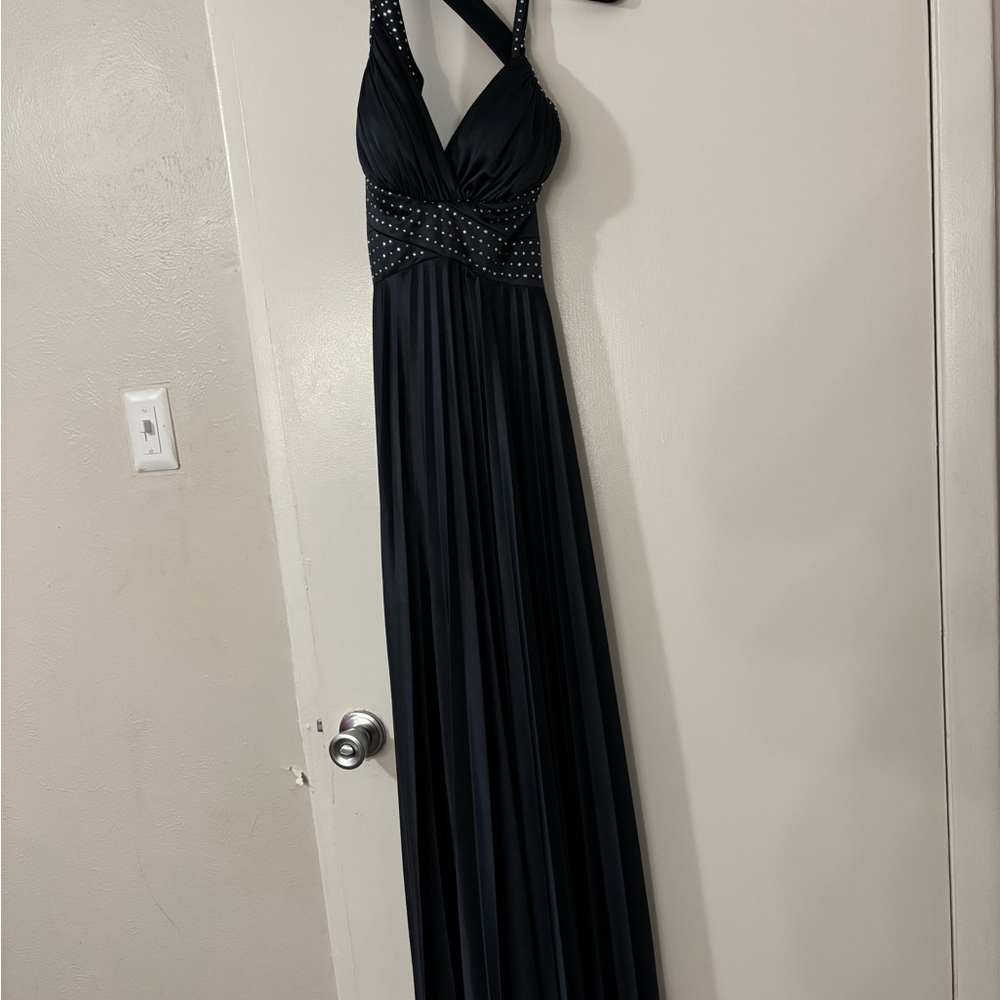 Elegant Black Evening Gown